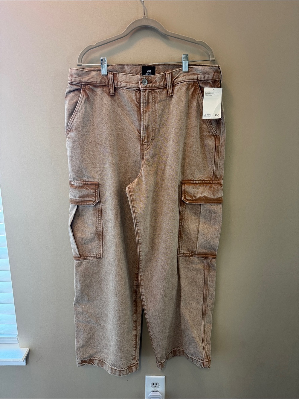 H&M Men's Washed Tan Cargo Pants